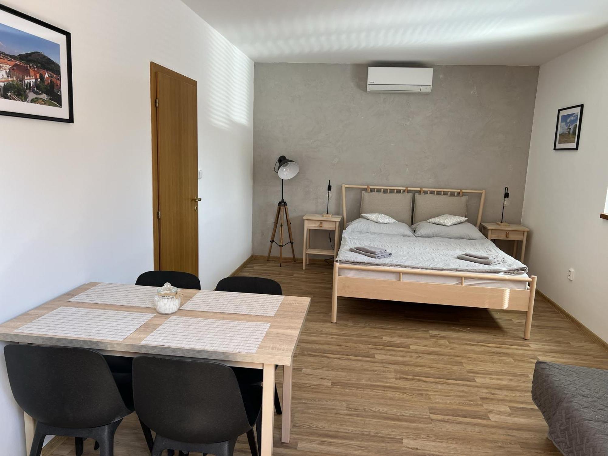 Pension Mikulov Ngoại thất bức ảnh